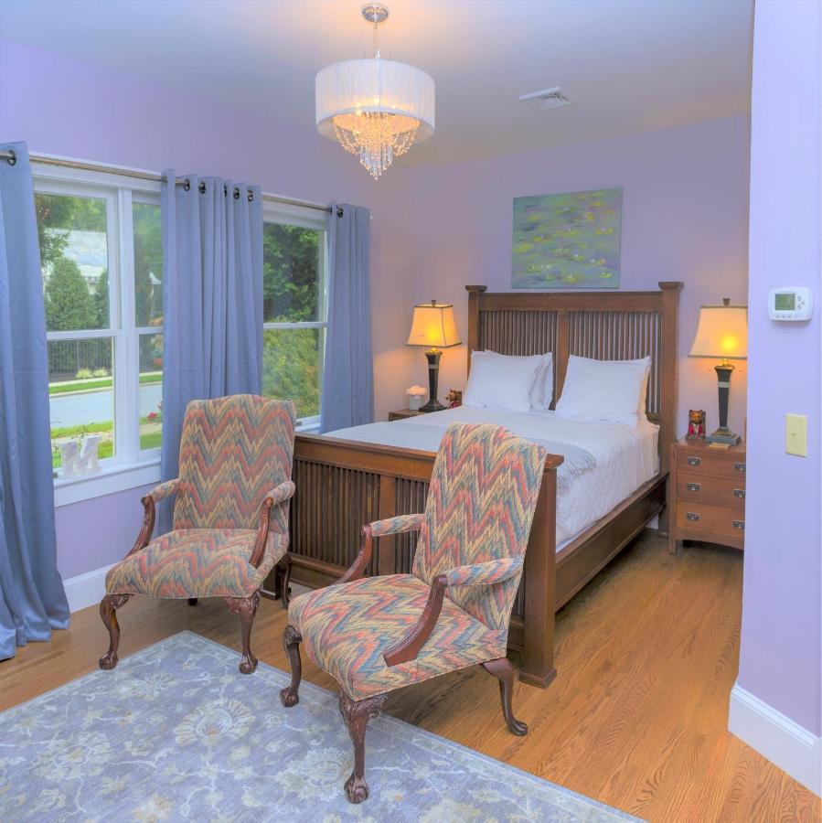 The Manor On Front Bed and Breakfast Χάρισμπουργκ Δωμάτιο φωτογραφία